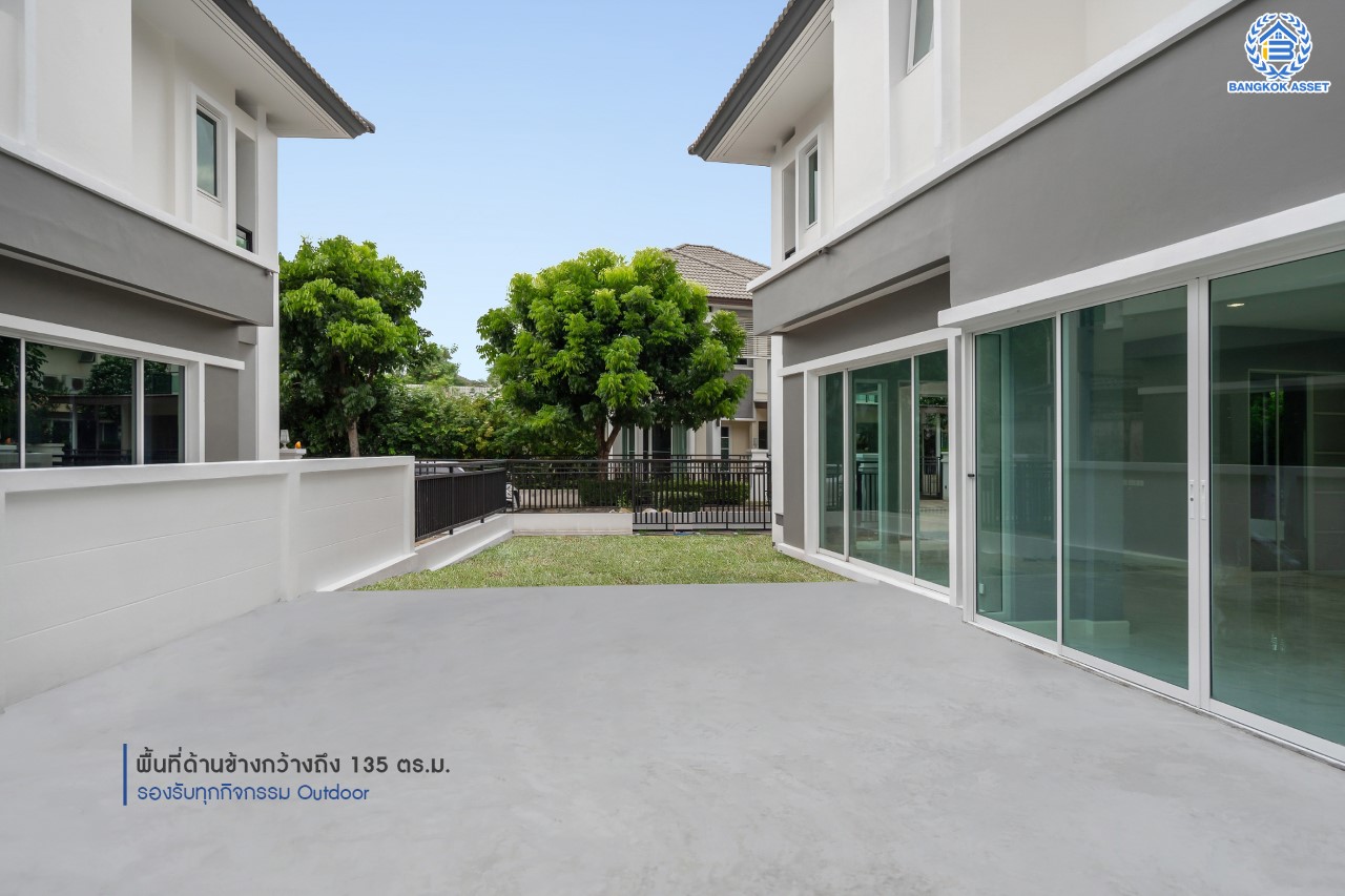 บ้านมือสองตกแต่งใหม่ ม.บางกอกบูเลอวาร์ด ราชพฤกษ์-พระราม5 ดีไซน์สุดหรู เนื้อที่ 69 ตร.ว. บนสังคมคุณภาพ SC Asset* ฟังก์ชันพร้อม 3 ห้องนอน 3 ห้องน้ำ จอดรถได้ 2 คัน บนทำเลติดถนนราชพฤกษ์ ใกล้วงเวียนพระรามห้า ,ทางด่วนศรีรัช และเพียง 10 ถึงรถไฟฟ้า "สถานีบางรักใหญ่"...